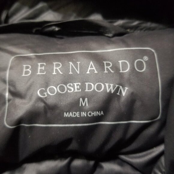 Bernardo Coat Puffer Jacket Medium Grey Modern Lightweight Belted - Picture 2 of 6